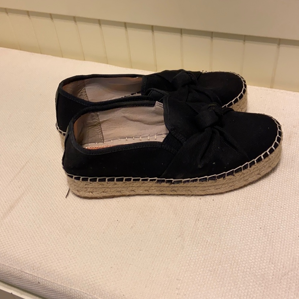 Black Circus by Sam Edelman platform sandals